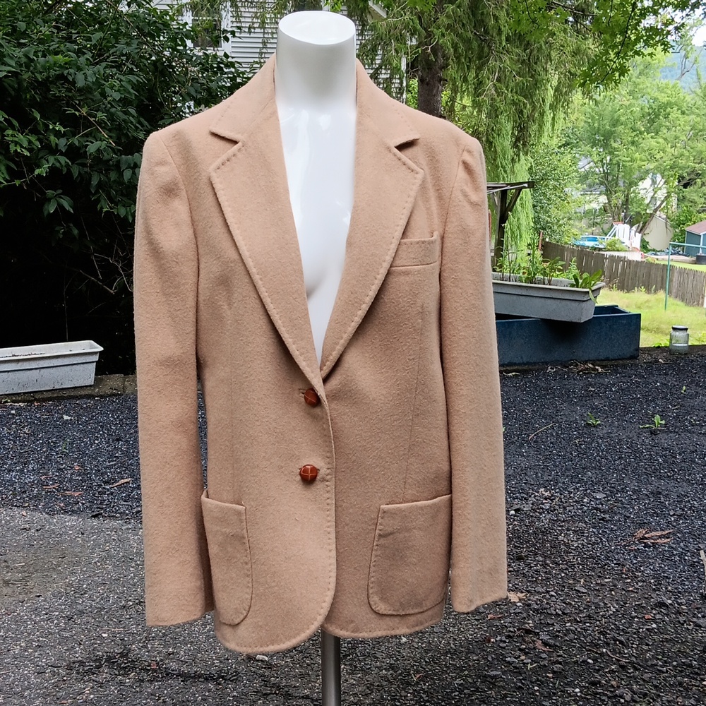 Vintage  100% camel hair G.Fox & Co. Blazer